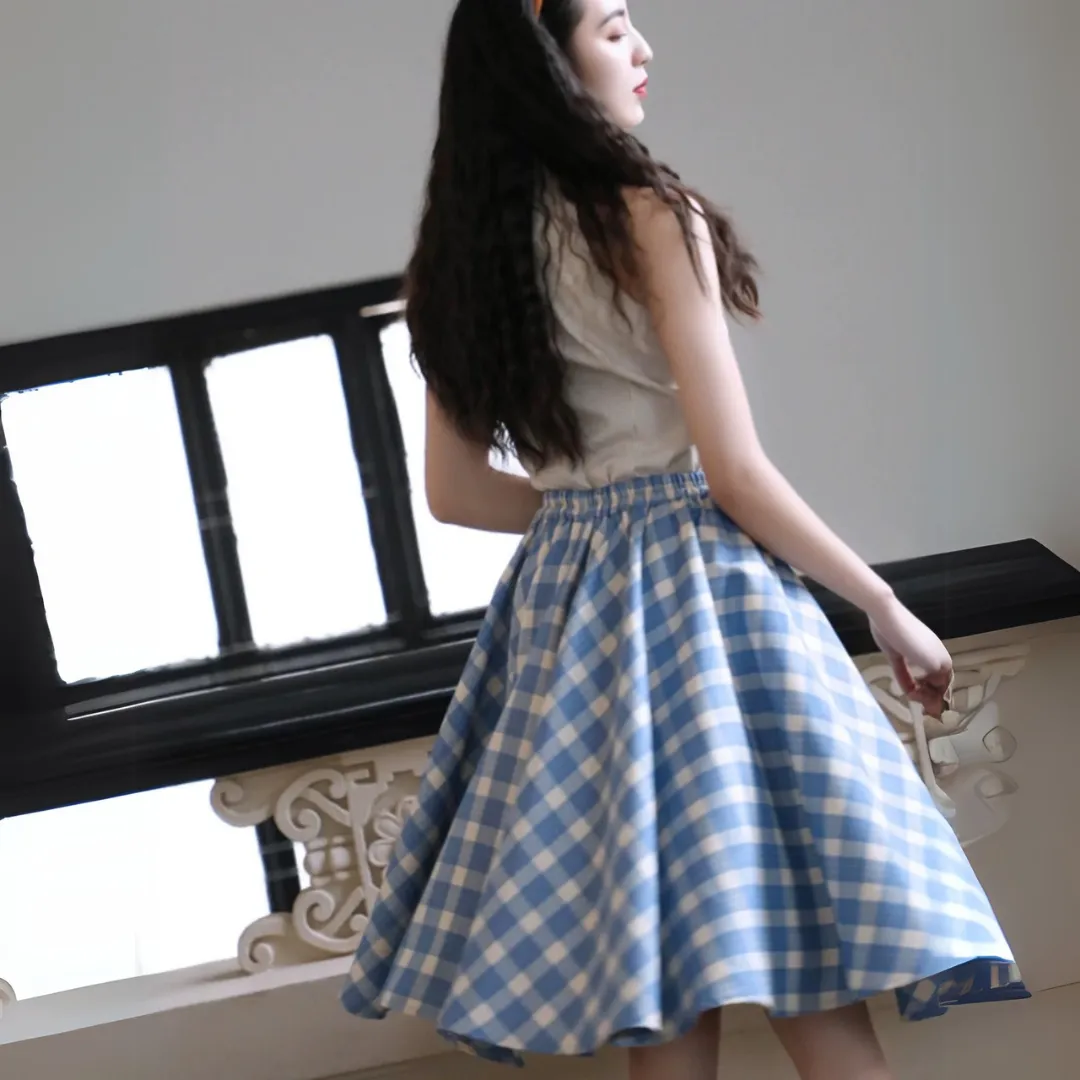 复古法式短款无袖格子上衣/ 格子半身裙赫本风A字裙 Plaid Crop Vintage French Sleeveless Blouse/ Hepburn-Style Gingham A-Line Skirt