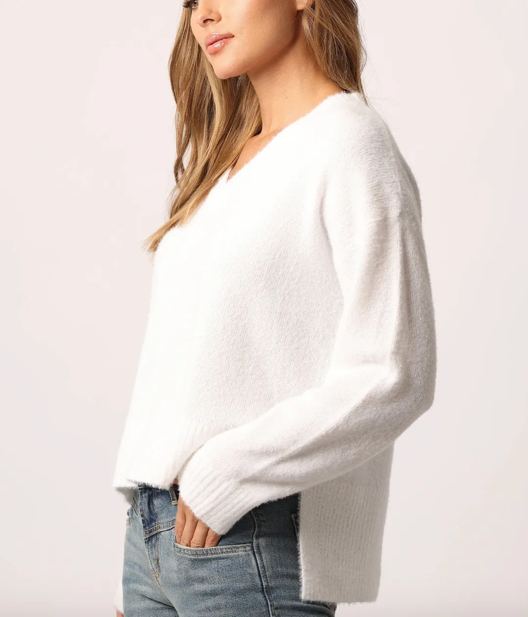 AL Cozy White Vneck Sweater