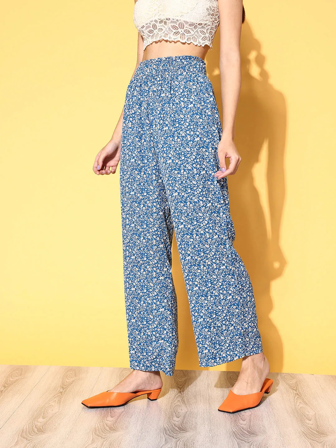 Berrylush Women Blue & White Floral Printed Loose Fit High-Rise Elastic Waist Pleated Trousers