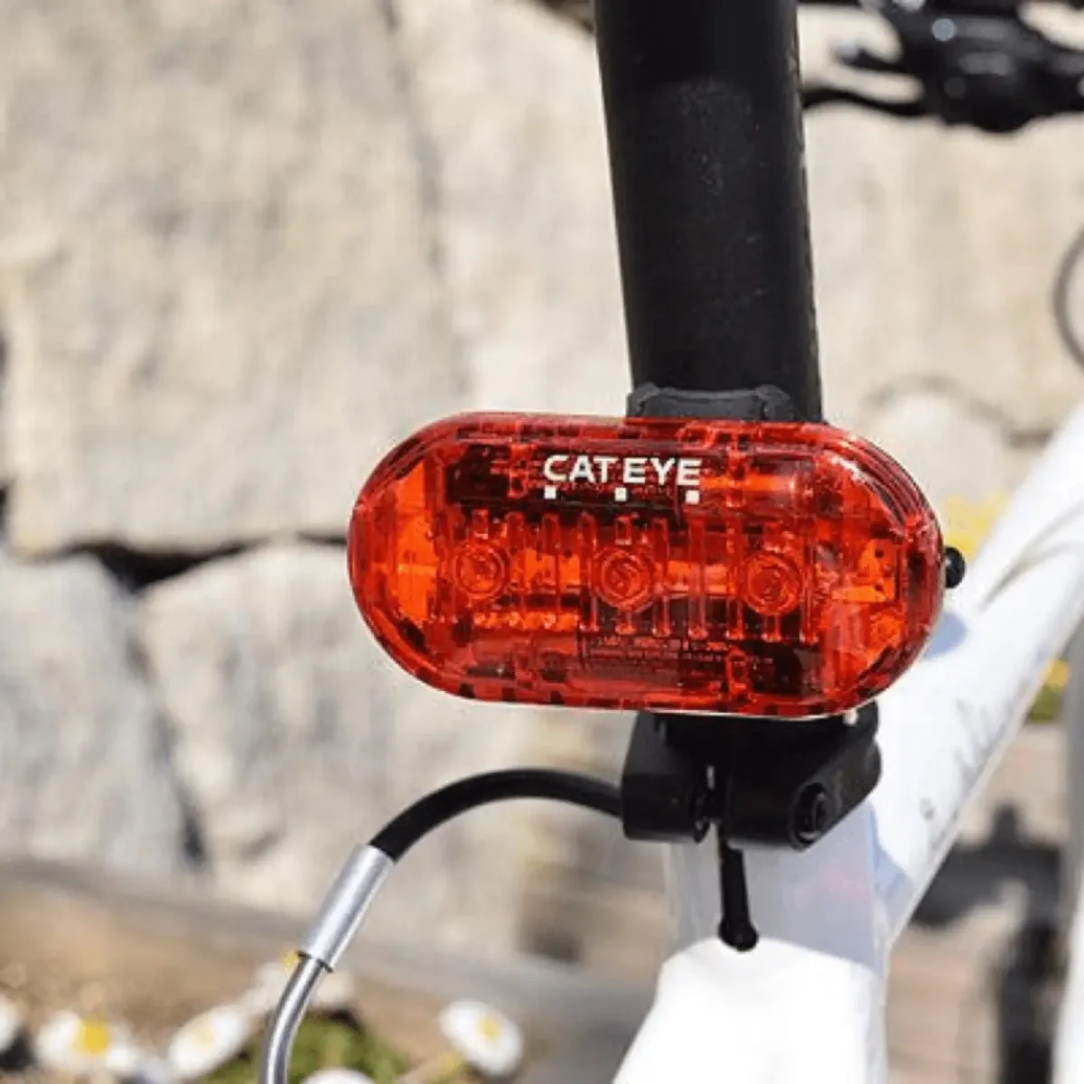 Cateye Omni 3 TL-LD135-R Tail Light