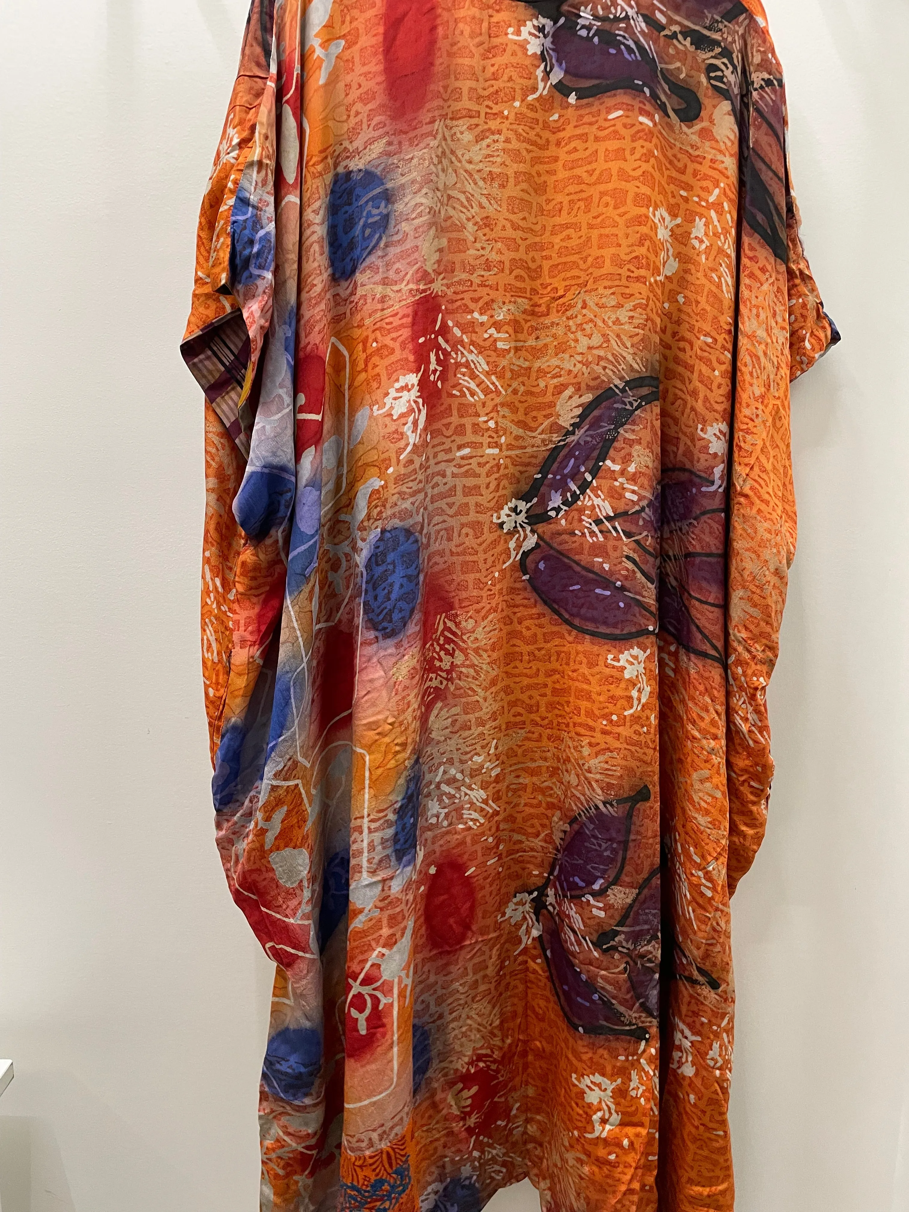 Float On Muu #50 by Kantha Bae