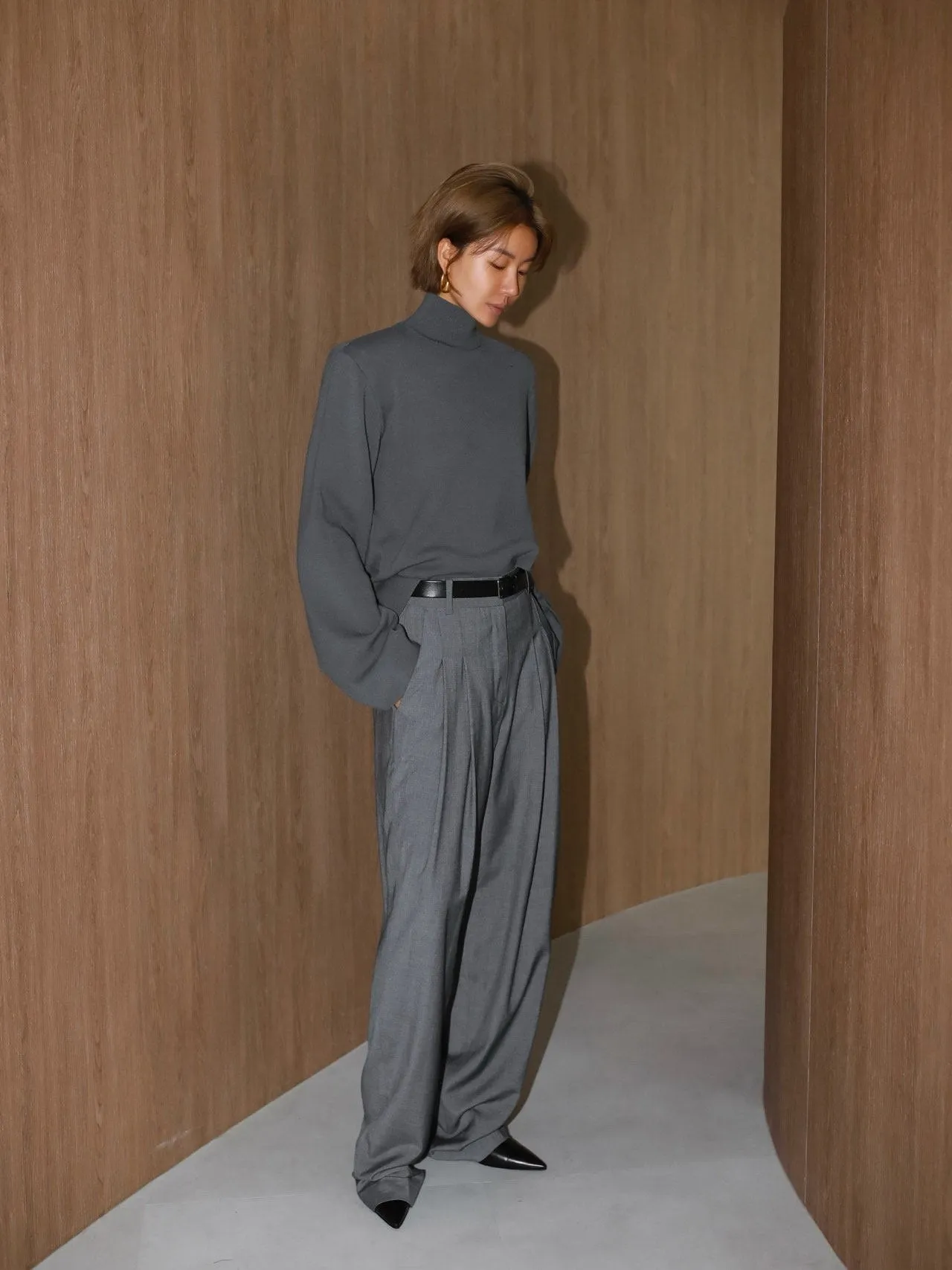 MAXI LENGTH WIDE PIN TUCK TROUSERS