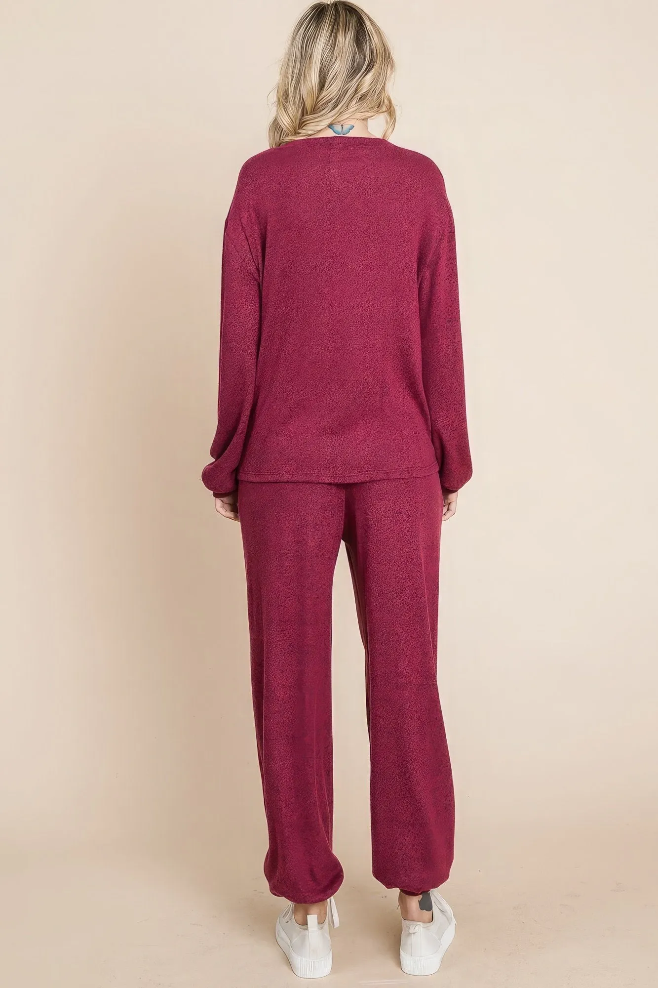 Two tone solid warm and soft hacci brush loungewear set